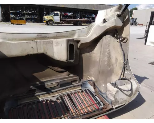 INTERNATIONAL 7400 2002-2008 HOOD