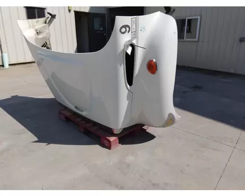 INTERNATIONAL 7400 2002-2008 HOOD