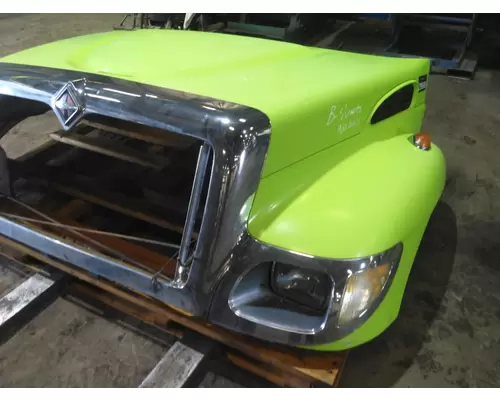 INTERNATIONAL 7400 2002-2008 HOOD