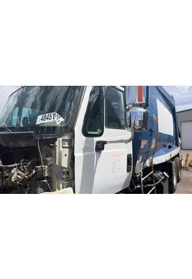 INTERNATIONAL 7400 2002-2018 DOOR ASSEMBLY, FRONT