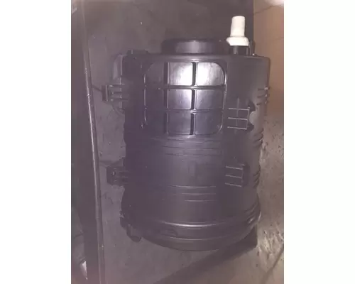 INTERNATIONAL 7400 Air Cleaner