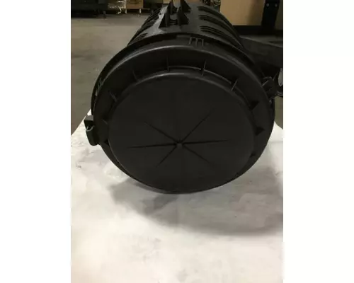 INTERNATIONAL 7400 Air Cleaner