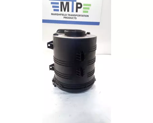 INTERNATIONAL 7400 Air Cleaner
