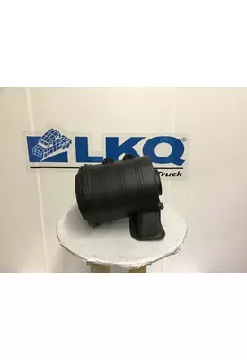 INTERNATIONAL 7400 Air Cleaner