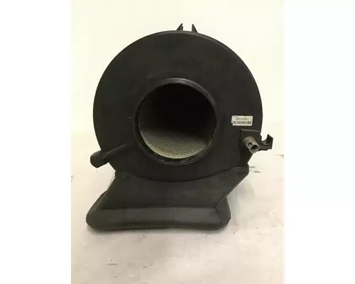 INTERNATIONAL 7400 Air Cleaner
