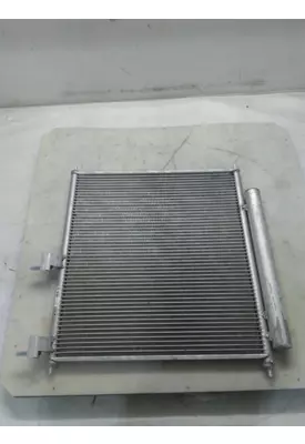 INTERNATIONAL 7400 Air Conditioner Condenser