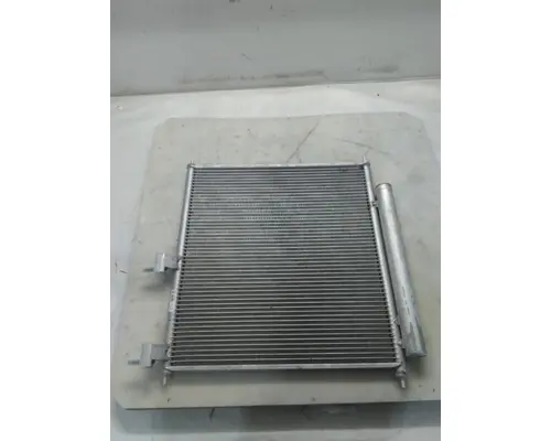 INTERNATIONAL 7400 Air Conditioner Condenser