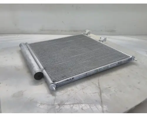 INTERNATIONAL 7400 Air Conditioner Condenser