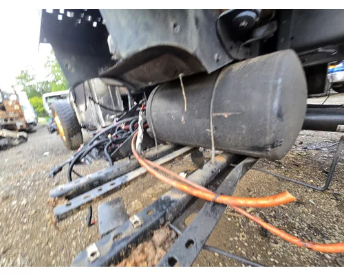 INTERNATIONAL 7400 Air Tank