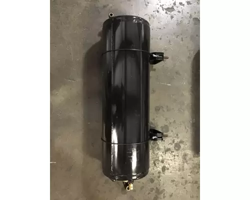 INTERNATIONAL 7400 Air Tank
