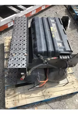 INTERNATIONAL 7400 Battery Box