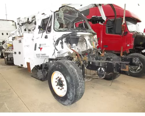 INTERNATIONAL 7400 Battery Box
