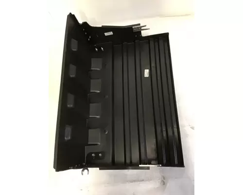 INTERNATIONAL 7400 Battery Box