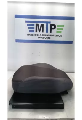 INTERNATIONAL 7400 Battery Box