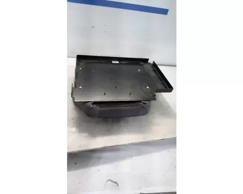 INTERNATIONAL 7400 Battery Box
