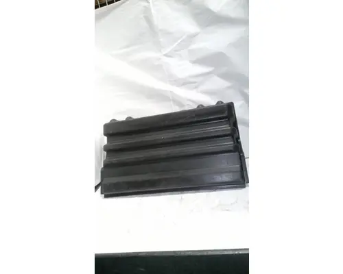 INTERNATIONAL 7400 Battery Box