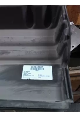 INTERNATIONAL 7400 Battery Box