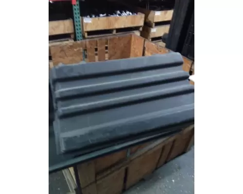 INTERNATIONAL 7400 Battery Box