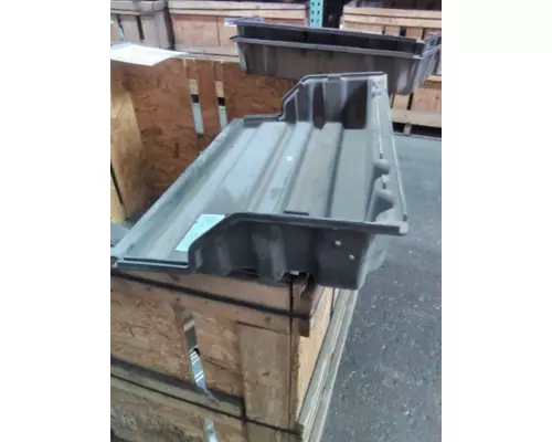 INTERNATIONAL 7400 Battery Box