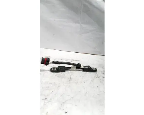 INTERNATIONAL 7400 Battery