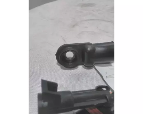 INTERNATIONAL 7400 Battery