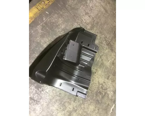 INTERNATIONAL 7400 Body Parts, Misc.