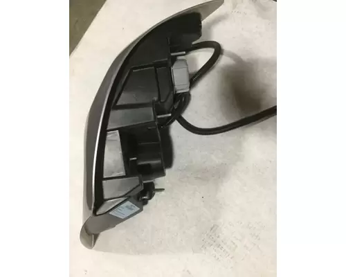 INTERNATIONAL 7400 Body Parts, Misc.