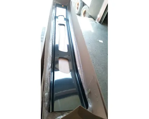 INTERNATIONAL 7400 Bumper Assembly, Front