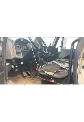 INTERNATIONAL 7400 CAB