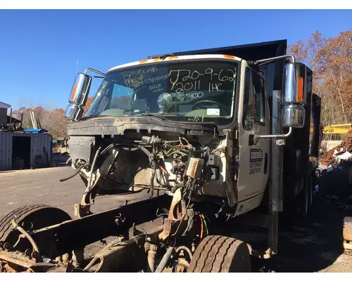 INTERNATIONAL 7400 Cab