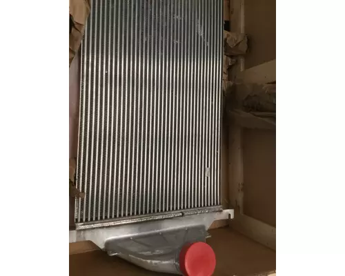 INTERNATIONAL 7400 Charge Air Cooler (ATAAC)