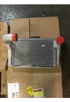 INTERNATIONAL 7400 Charge Air Cooler (ATAAC)