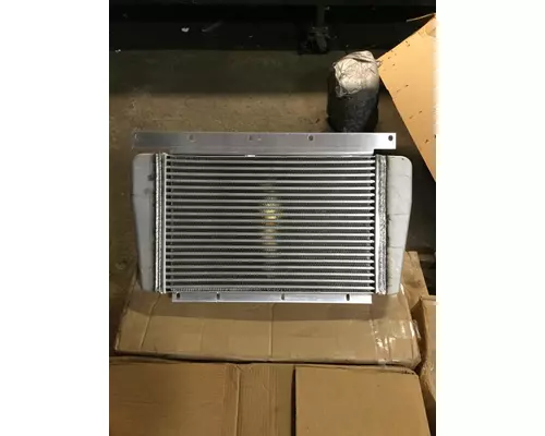 INTERNATIONAL 7400 Charge Air Cooler (ATAAC)