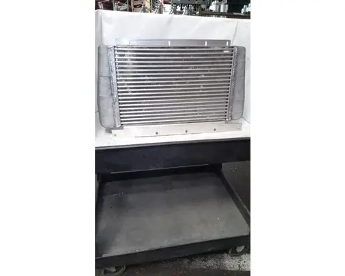 INTERNATIONAL 7400 Charge Air Cooler (ATAAC)