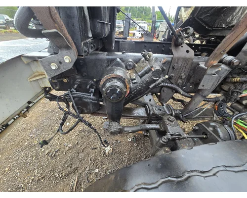INTERNATIONAL 7400 Complete Vehicle