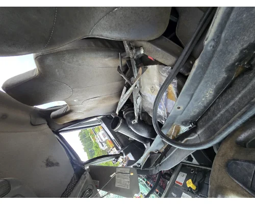 INTERNATIONAL 7400 Complete Vehicle
