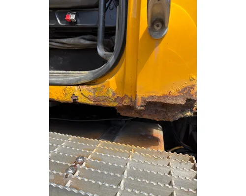 INTERNATIONAL 7400 Complete Vehicle