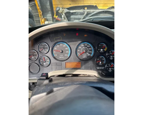 INTERNATIONAL 7400 Complete Vehicle