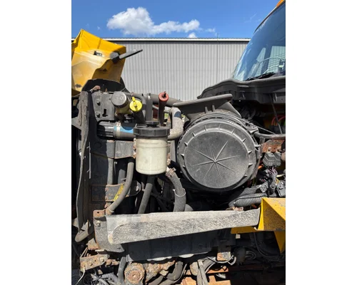 INTERNATIONAL 7400 Complete Vehicle