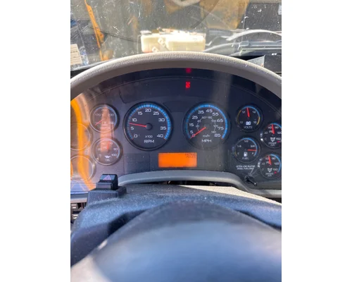 INTERNATIONAL 7400 Complete Vehicle