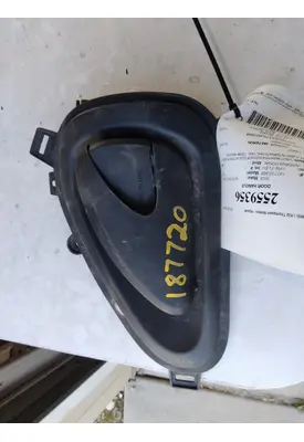 INTERNATIONAL 7400 DOOR HANDLE