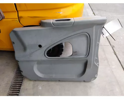 INTERNATIONAL 7400 DOOR INTERIOR PANEL