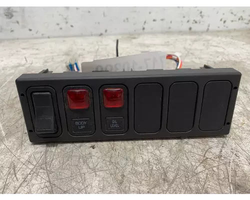 INTERNATIONAL 7400 Dash  Console Switch