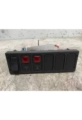 INTERNATIONAL 7400 Dash / Console Switch