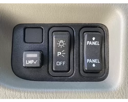 INTERNATIONAL 7400 DashConsole Switch