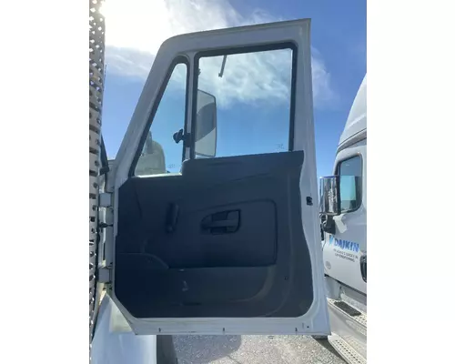 INTERNATIONAL 7400 Door Assembly, Front