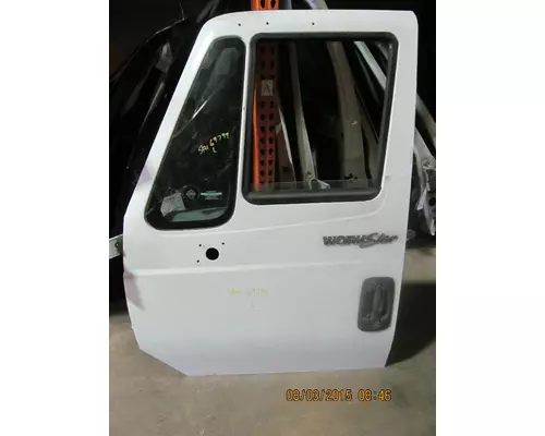 INTERNATIONAL 7400 Door Assembly, Front