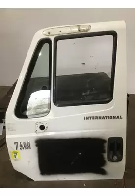 INTERNATIONAL 7400 Door Assembly