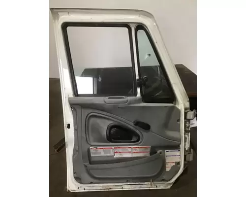 INTERNATIONAL 7400 Door Assembly