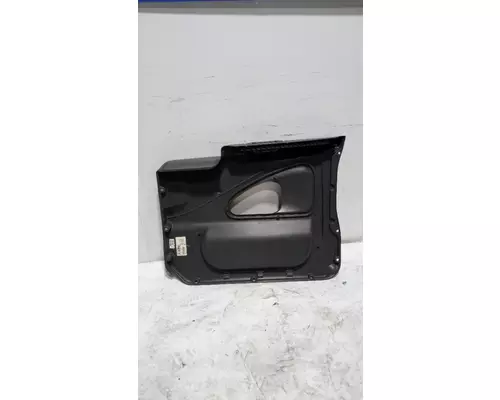 INTERNATIONAL 7400 Door Panel (Trim)